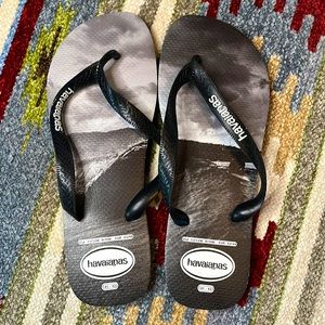 Havaianas Black Flip Flops NBW size 9/10m 11/12w